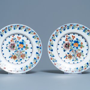 Drie paar polychrome Delftse borden, 18e eeuw — foto 3