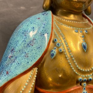 Drie polychrome en vergulde figuren van Bodhisattva, Qianlong/Jiaqing — foto 27