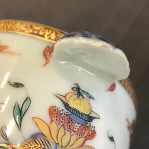 Drie ronde Chinese dekselterrines van het servies van Koning Lodewijk XV van Frankrijk, Yongzheng, ca. 1732 — foto 23
