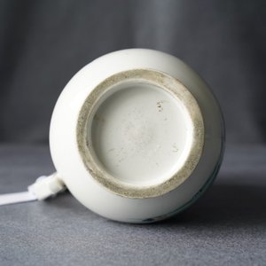 Drie stukken in Kakiemon-stijl porselein, Chantilly, Frankrijk, 18e eeuw — foto 32