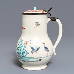Drie stukken in Kakiemon-stijl porselein, Chantilly, Frankrijk, 18e eeuw — foto 4