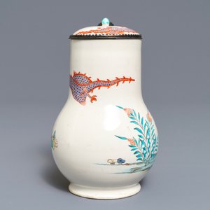 Drie stukken in Kakiemon-stijl porselein, Chantilly, Frankrijk, 18e eeuw — foto 5