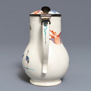 Drie stukken in Kakiemon-stijl porselein, Chantilly, Frankrijk, 18e eeuw — foto 7