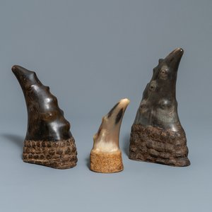 Drie Sùng tê giac of scholar's objects in buffelhoorn, Vietnam, 19e eeuw — foto 1