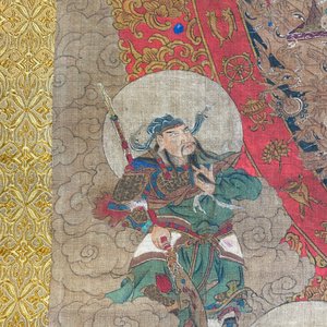 Ecole chinoise: 'Avalokitesvara à trente-trois têtes', encre et couleurs sur soie, 19/20ème — photo 49