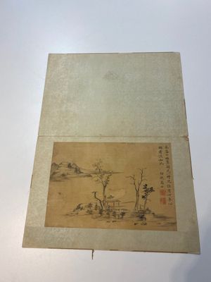 Ecole chinoise: Cinq œuvres diverses avec paysages et fleurs, encre et couleur sur soie, signé Zizhou 子帚, 19/20ème — photo 1