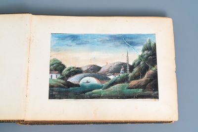 Ecole chinoise de Canton, encre et couleurs sur papier, 19ème: album de 29 paysages et scènes de punitions