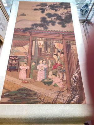 Ecole chinoise: 'L'empereur Qianlong avec des enfants', encre et couleur sur soie, 18/19ème — photo 2