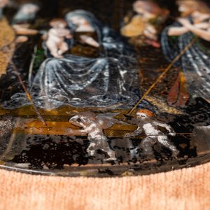 Ecole italienne: 'Adoration des bergers', miniature ovale en églomisé, 16ème — photo 10