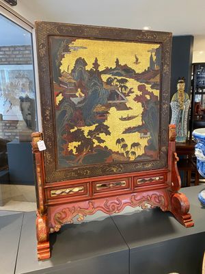 Ecran de table en bois doré, laqué et polychromé, Chine, Shanxi, 16/17ème — photo 5