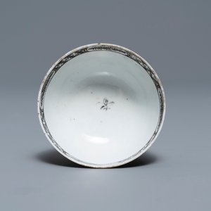 Een 11-delig Chinees grisaille theeservies met Europees decor, Qianlong — foto 14