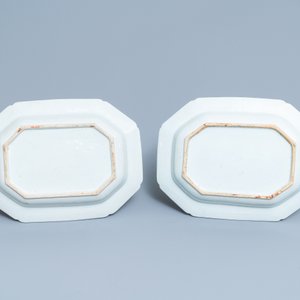 Een 158-delig Chinees famille rose servies met floraal 'Lowestoft' decor, Qianlong — foto 38