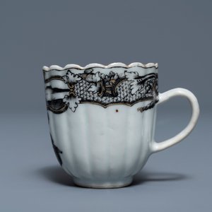 Een 37-delig Chinees grisaille theeservies met decor van Jupiter, Qianlong — foto 12