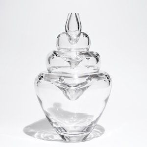 Een 4-delige Val Saint-Lambert kristallen "Bulbe" tulpenvaas naar ontwerp van Ronald van der Hilst, ca. 2005 — foto 1