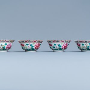 Een 56-delig Chinees famille rose servies voor de Straits of Peranakan markt, 19e eeuw — foto 47