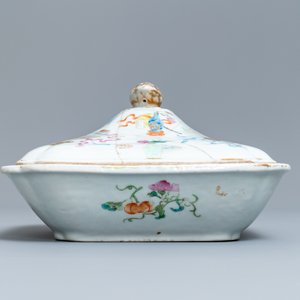 Een 9-delig Chinees famille rose servies met kostbaarhedendecor, Jiaqing/Daoguang — foto 13