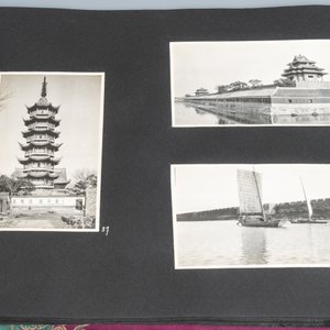 Een aantrekkelijk reisalbum met 107 zwart-witfoto's uit China, ca. 1900-1920 — foto 13