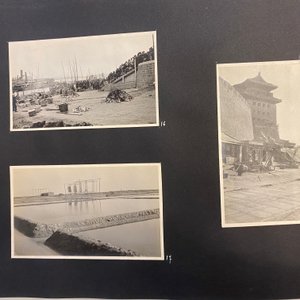 Een aantrekkelijk reisalbum met 107 zwart-witfoto's uit China, ca. 1900-1920 — foto 45