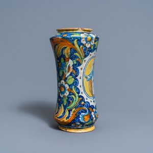 Een albarello in Italiaanse majolica, Venetië, atelier Maestro Domenico, 16e eeuw — foto 4