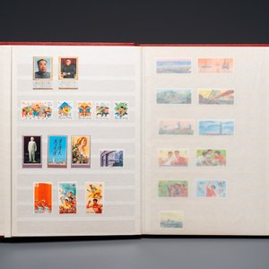 Een album met Chinese postzegels, 20e eeuw — foto 2