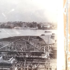 Een album met negen zilver gelatine albumine foto's, w.o. de Bund in Shanghai, gedat. 1899 — foto 33