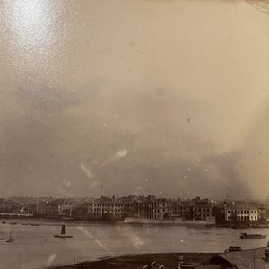 Een album met negen zilver gelatine albumine foto's, w.o. de Bund in Shanghai, gedat. 1899 — foto 66