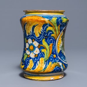 Een apothekerspot of 'albarello' in Italiaanse majolica, Venetië, 2e helft 16e eeuw — foto 4