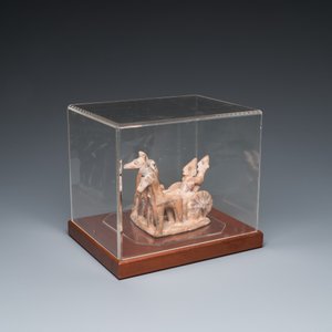 Een beschilderde terracotta groep met paarden die een kar trekken, Cyprus, ca. 8e eeuw v.C. — foto 2