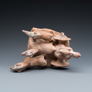 Een beschilderde terracotta groep met paarden die een kar trekken, Cyprus, ca. 8e eeuw v.C. — foto 8