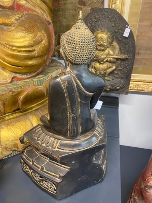 Een Birmese bronzen Shan Boeddha met sporen van vergulding, 16/17e eeuw — foto 15