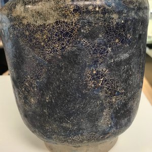 Een blauw geglazuurde kruik in Islamitisch aardewerk, Kashan, Iran, 13e eeuw — foto 19