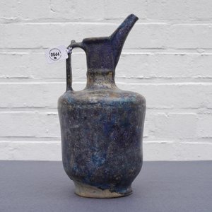 Een blauw geglazuurde kruik in Islamitisch aardewerk, Kashan, Iran, 13e eeuw — foto 8