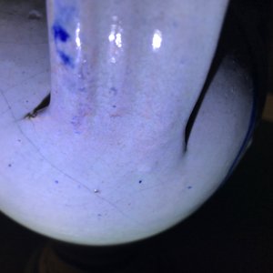 Een blauw-witte 'a foglie' siroopkan in Antwerpse majolica, midden 16e eeuw — foto 11