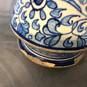 Een blauw-witte Antwerpse majolica albarello, 2e helft 16e eeuw — foto 14