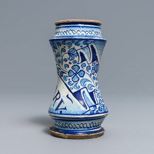 Een blauw-witte Antwerpse majolica albarello, 2e helft 16e eeuw — foto 3