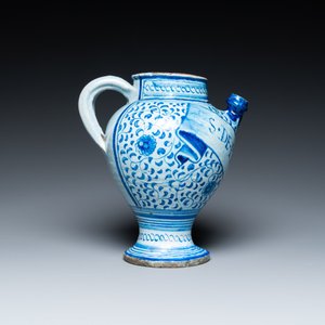 Een blauw-witte Antwerpse majolica siroopkan met decor 'alla porcelana', 2e helft 16e eeuw — foto 4