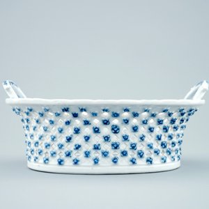 Een blauw-witte Chinese ajour bewerkte mand op onderschotel, Qianlong, 18e eeuw — foto 8