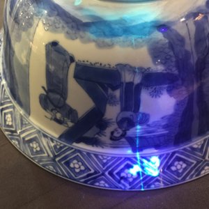 Een blauw-witte Chinese klapmuts kom, Kangxi merk en periode — foto 12