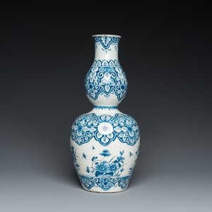 Een blauw-witte Delftse kalebasvaas, 1e kwart 18e eeuw — foto 4