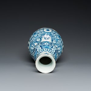 Een blauw-witte Delftse kalebasvaas, 1e kwart 18e eeuw — foto 5