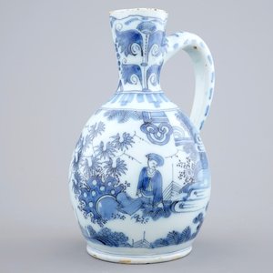 Een blauw-witte Delftse kan met chinoiseriedecor, eind 17e eeuw — foto 1