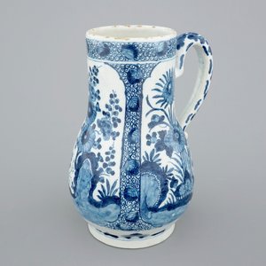 Een blauw-witte Delftse kan naar Japans voorbeeld, ca. 1700 — foto 5
