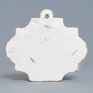 Een blauw-witte Delftse plaquette met maritiem decor, 18e eeuw — foto 2