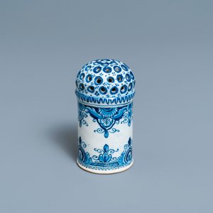 Een blauw-witte Delftse strooier, 18e eeuw — foto 1