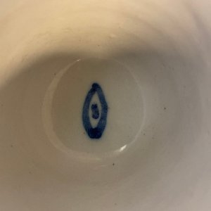 Een blauw-witte Delftse twee-orige beker, 18e eeuw — foto 11