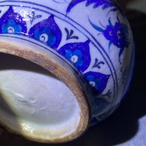 Een blauw-witte vaas in Iznik-stijl, wellicht Samson, Frankrijk, 19e eeuw — foto 14