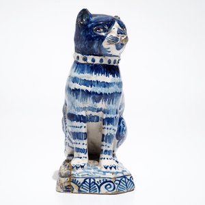 Een blauwwit Delfts model van een kat, 1e helft 19e eeuw — foto 2