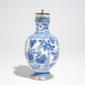 Een blauwwitte chinoiserie kan met tinnen deksel, Haarlem of Delft, 1e helft 17e eeuw — foto 3