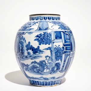 Een blauwwitte Delftse pot en een schotel met chinoiseriedecor, Nederland of Frankfurt, 2e helft 17e eeuw — foto 6