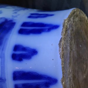 Een blauwwitte Delftse vaas met chinoiserie decor, laatste kwart 17e eeuw — foto 13